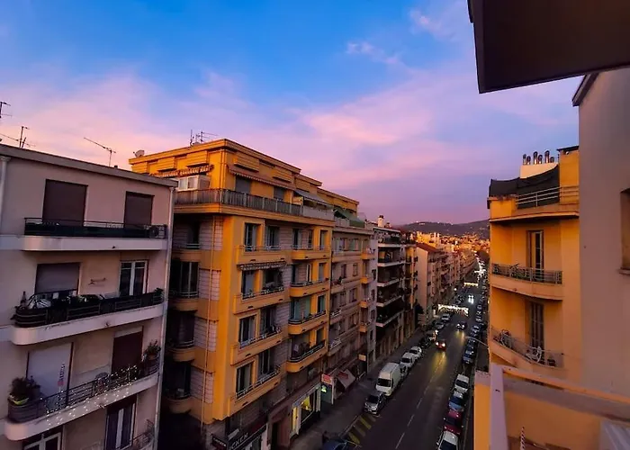 Cosy - Proche Et Gare Nice