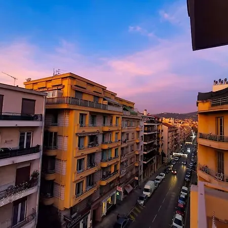 Cosy - Proche Et Gare Nizza