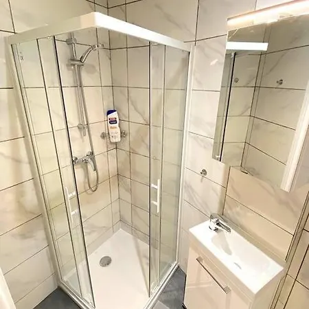 Cosy - Proche Et Gare Nizza