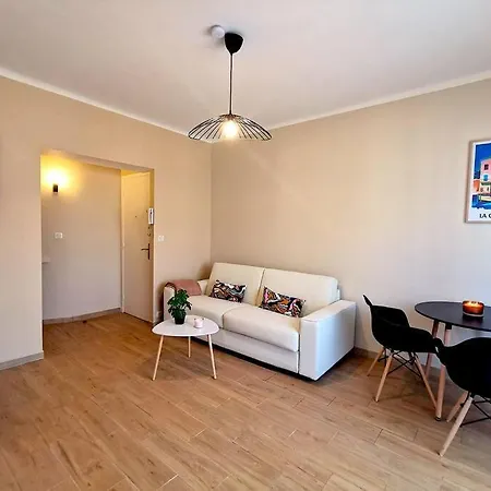 Cosy - Proche Et Gare Nizza